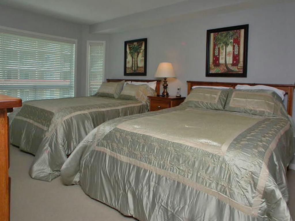 Sunset Waterfront Resort By Kelownacondorentals Zimmer foto
