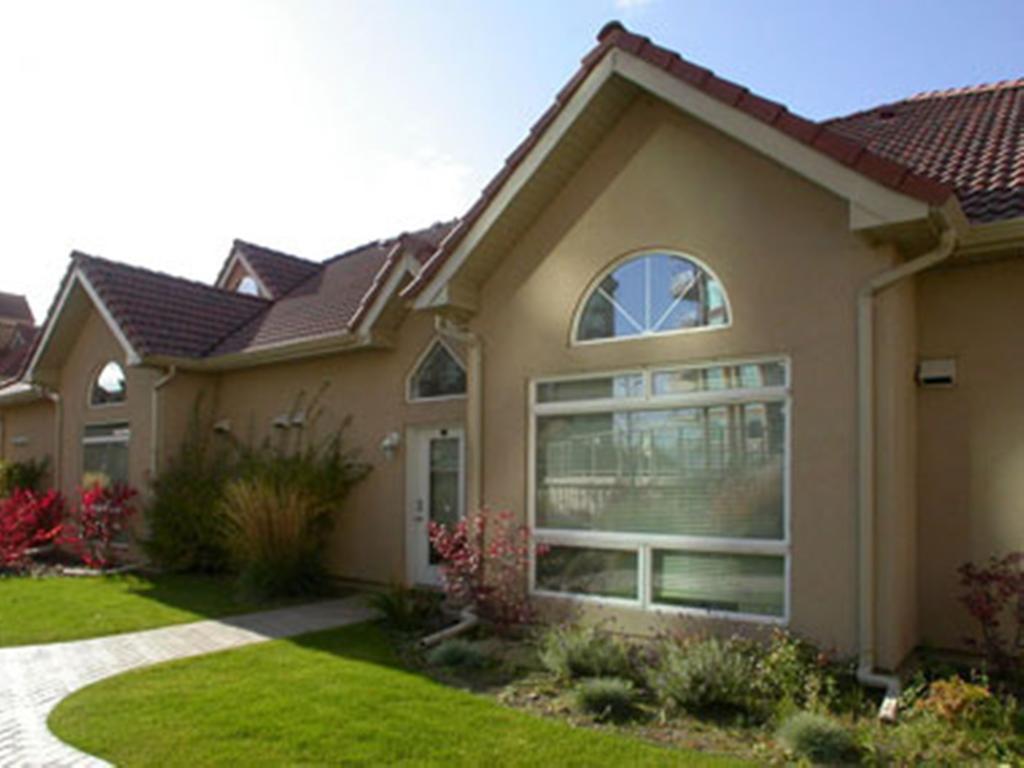 Sunset Waterfront Resort By Kelownacondorentals Zimmer foto