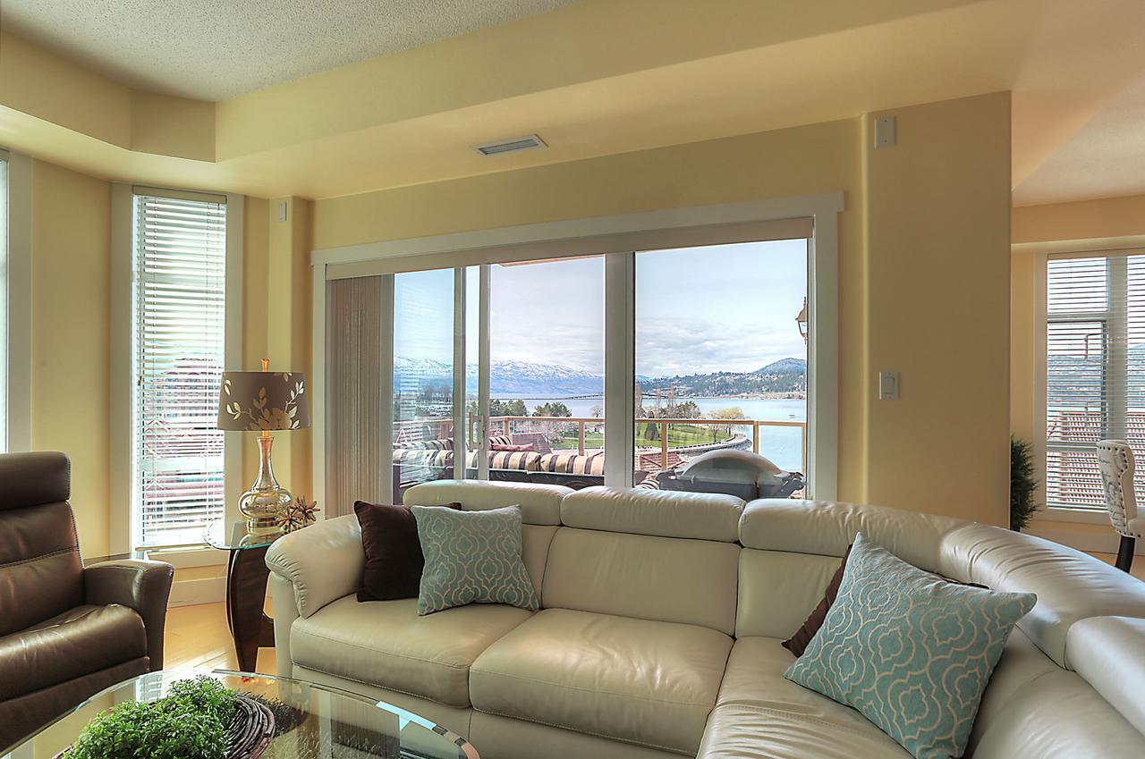 Sunset Waterfront Resort By Kelownacondorentals Exterior foto