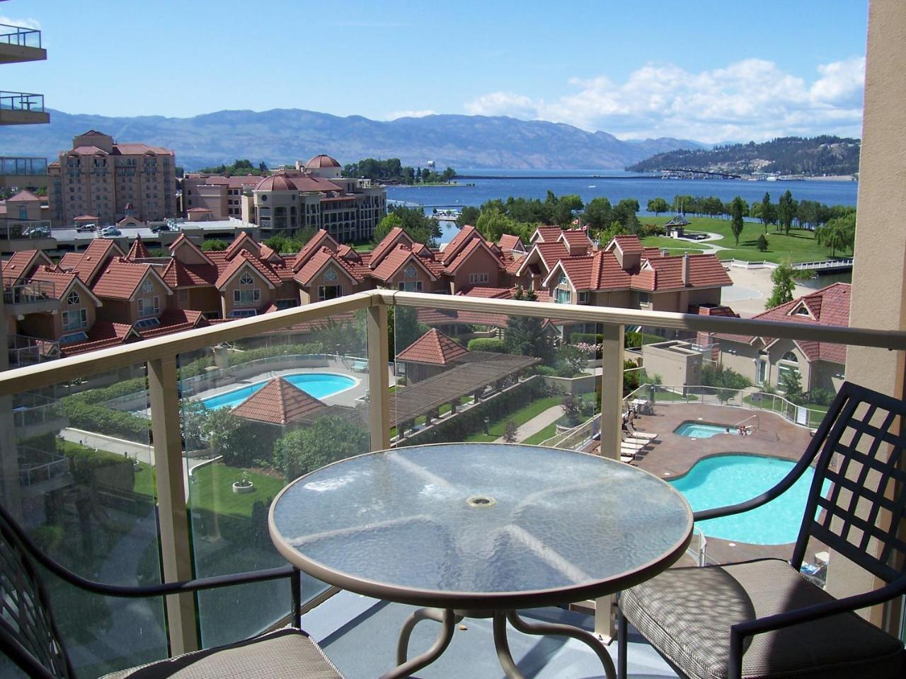 Sunset Waterfront Resort By Kelownacondorentals Exterior foto